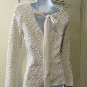 JENNIFER LOPEZ CREAM SWEATER/ XSMALL /W BACK TIE